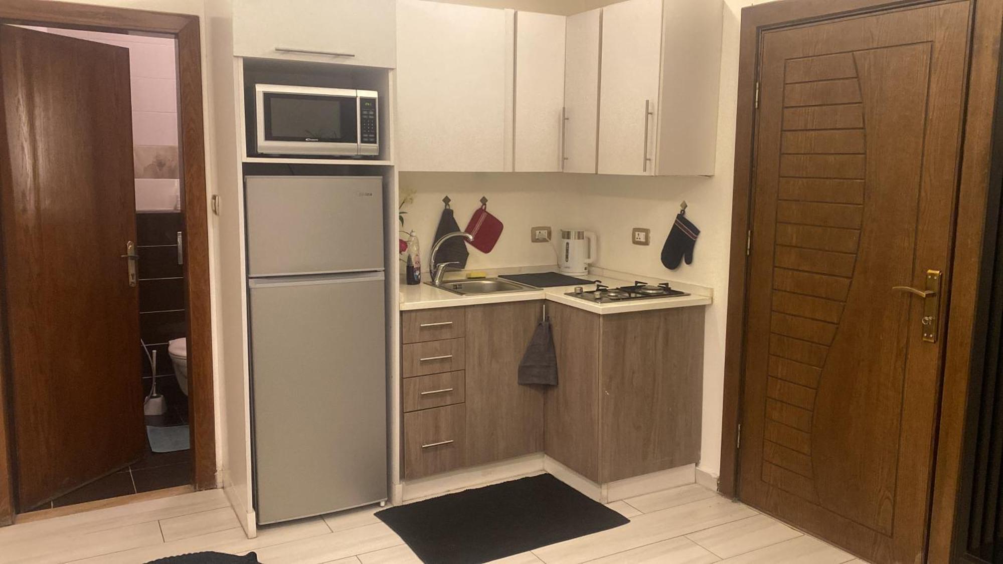 Dair Ghbar Apartment Amman Rum bild