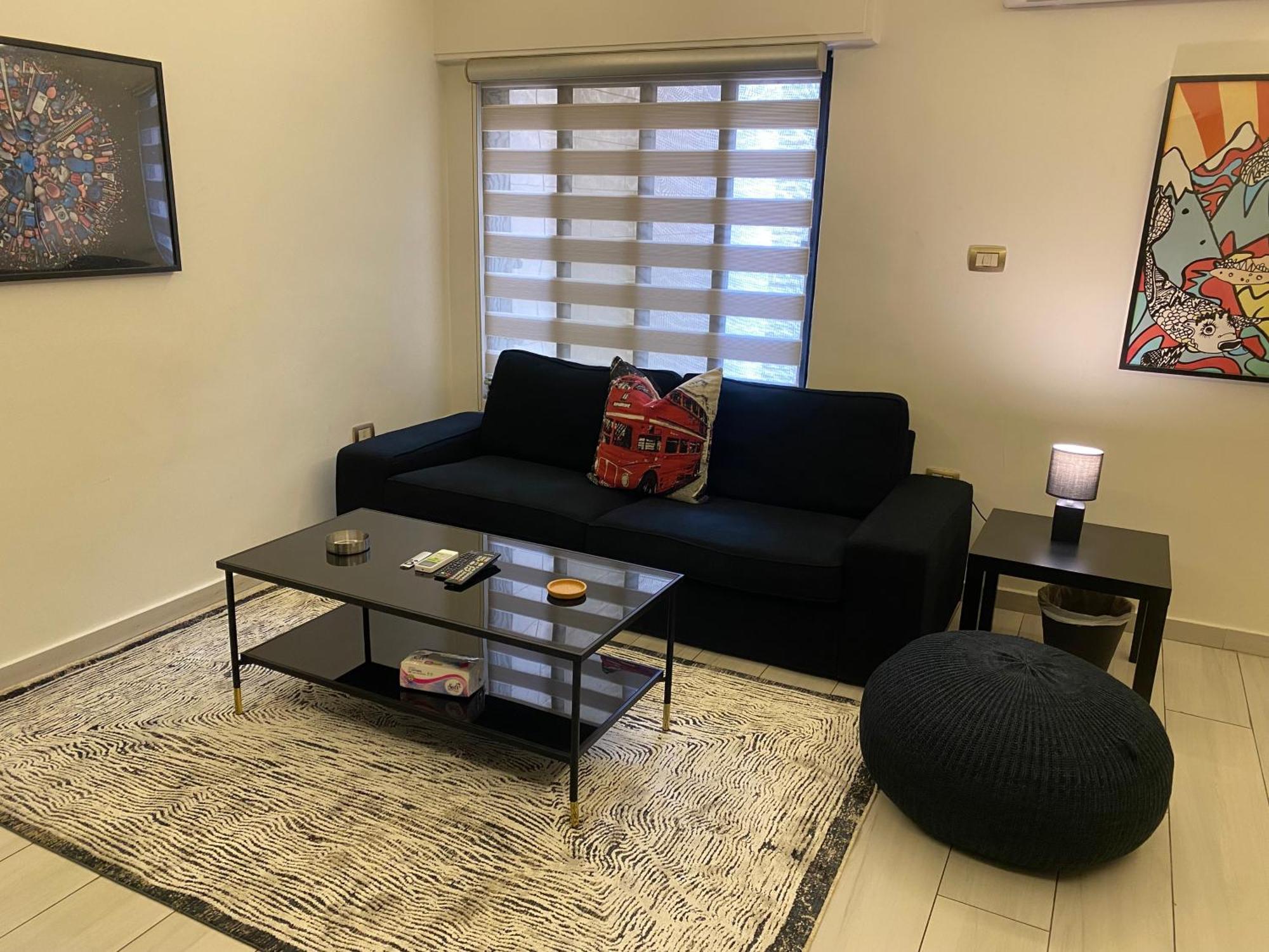 Dair Ghbar Apartment Amman Rum bild
