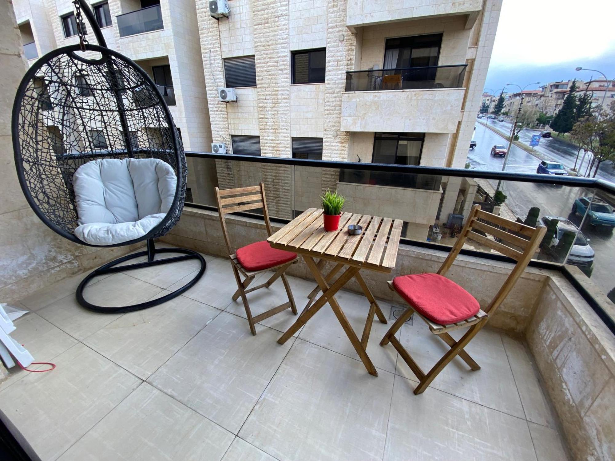 Dair Ghbar Apartment Amman Rum bild