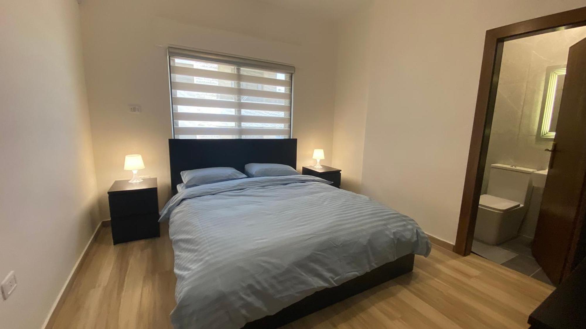 Dair Ghbar Apartment Amman Rum bild
