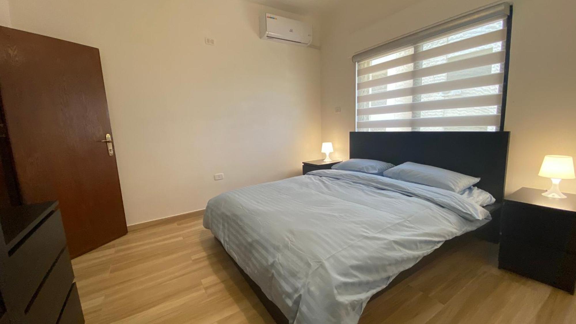 Dair Ghbar Apartment Amman Rum bild