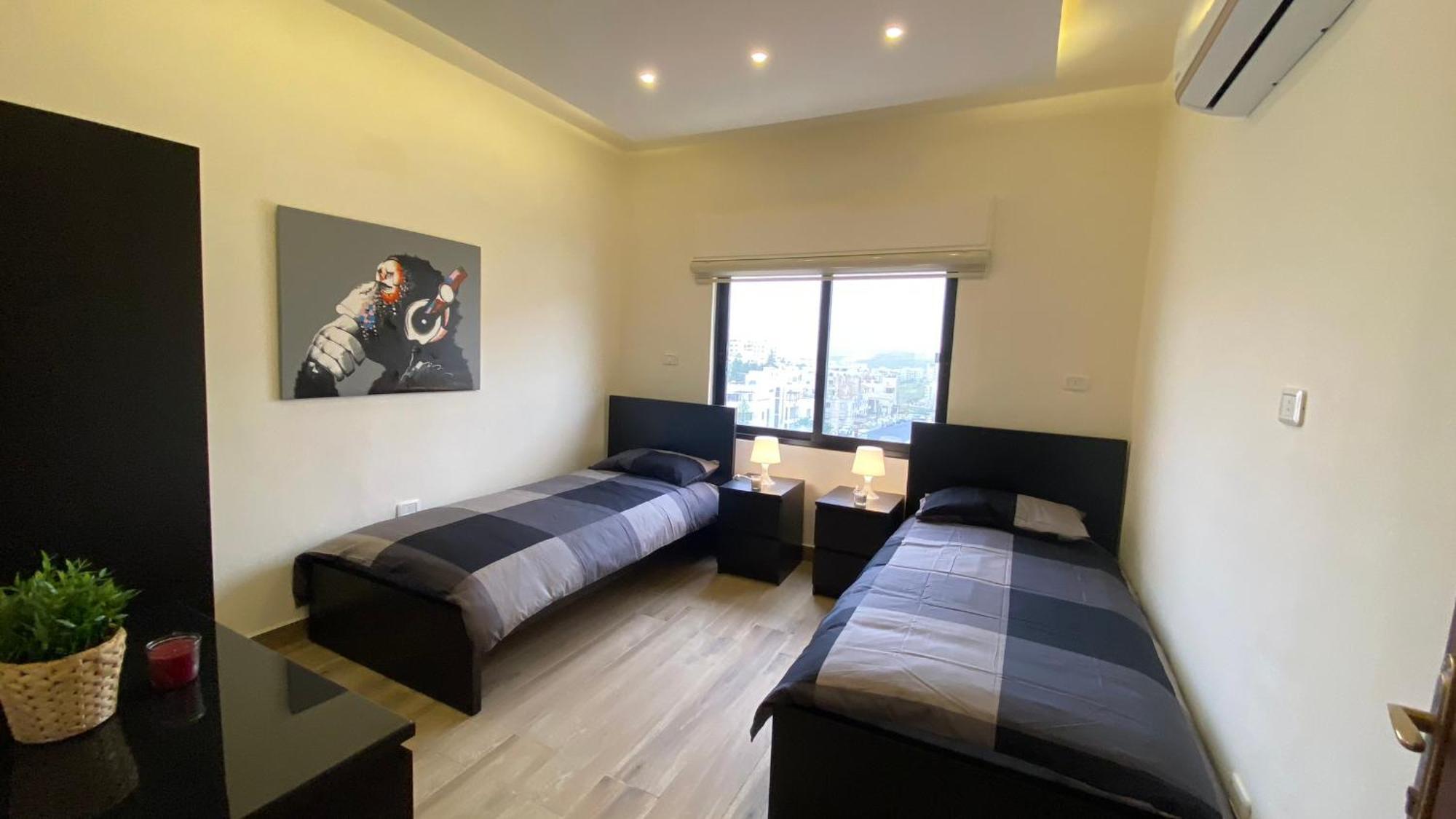 Dair Ghbar Apartment Amman Rum bild