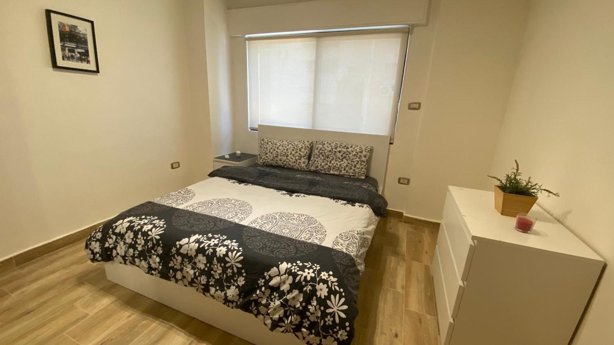 Dair Ghbar Apartment Amman Rum bild
